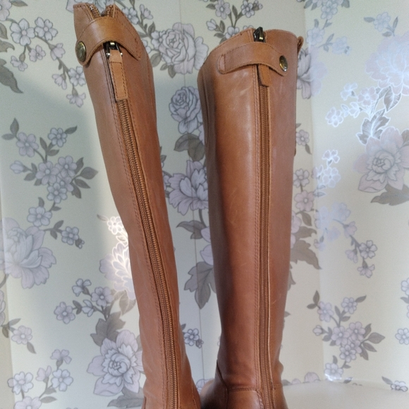 Gorgeous pair of Sam Edelman Penny Leather Riding Boots, NWT. - Picture 4 of 12